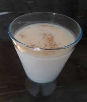 home made soursop juice in a glass